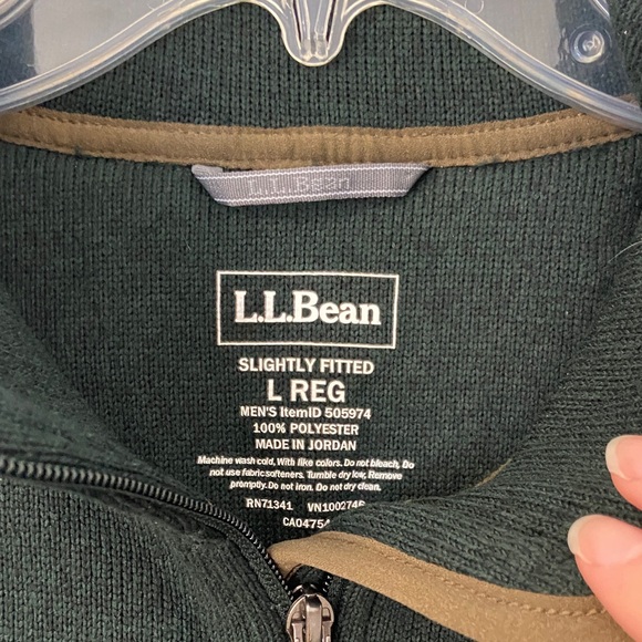 L.L. Bean Men's Sweater Fleece Vest - Picture 7 of 13